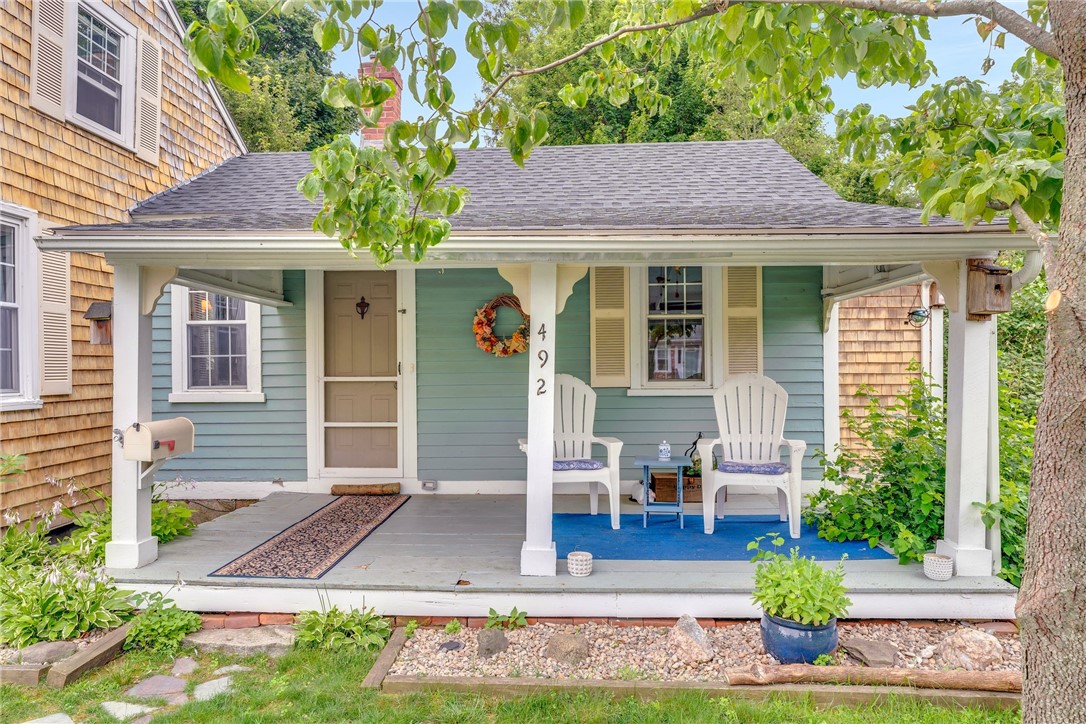 492 Oaklawn Avenue