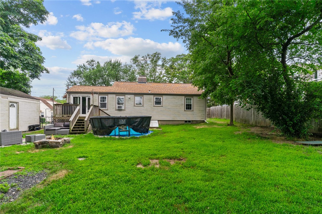 32 Bates Avenue