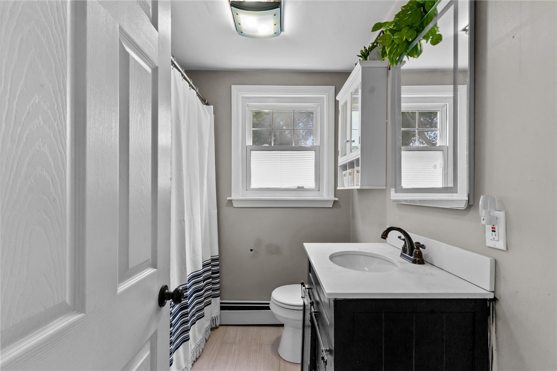32 Bates Avenue