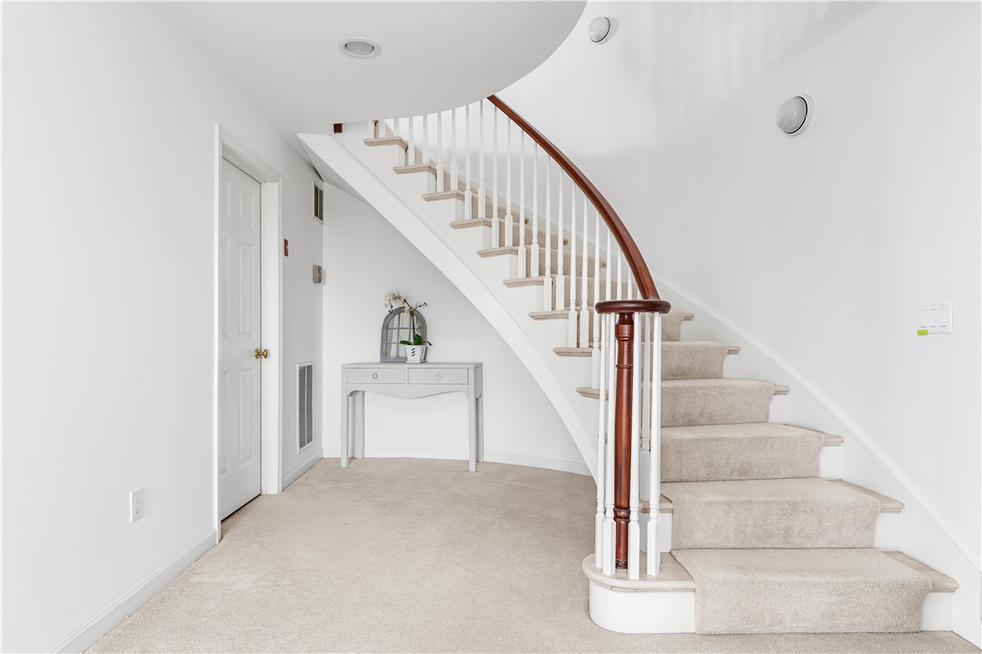 200 Arboretum Lane