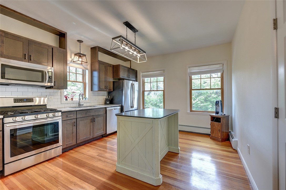 81 Irving Avenue 2
