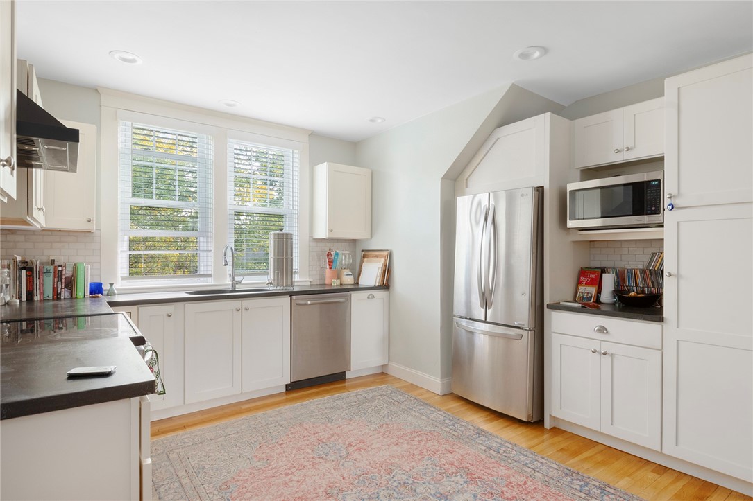 167 Emeline Street 3