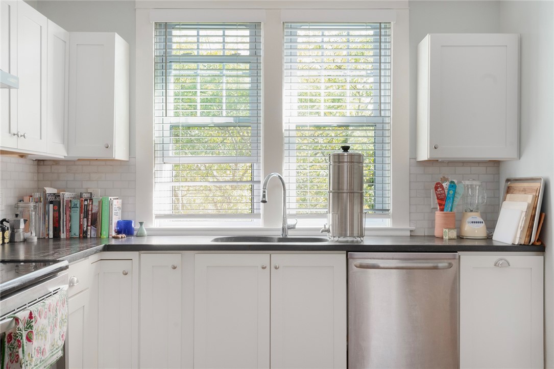 167 Emeline Street 3