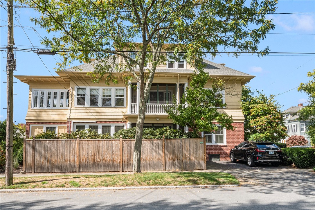 167 Emeline Street 3