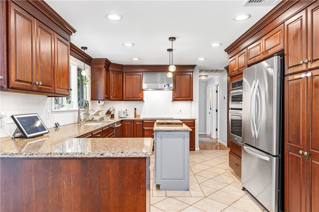 34 Highland Terrace