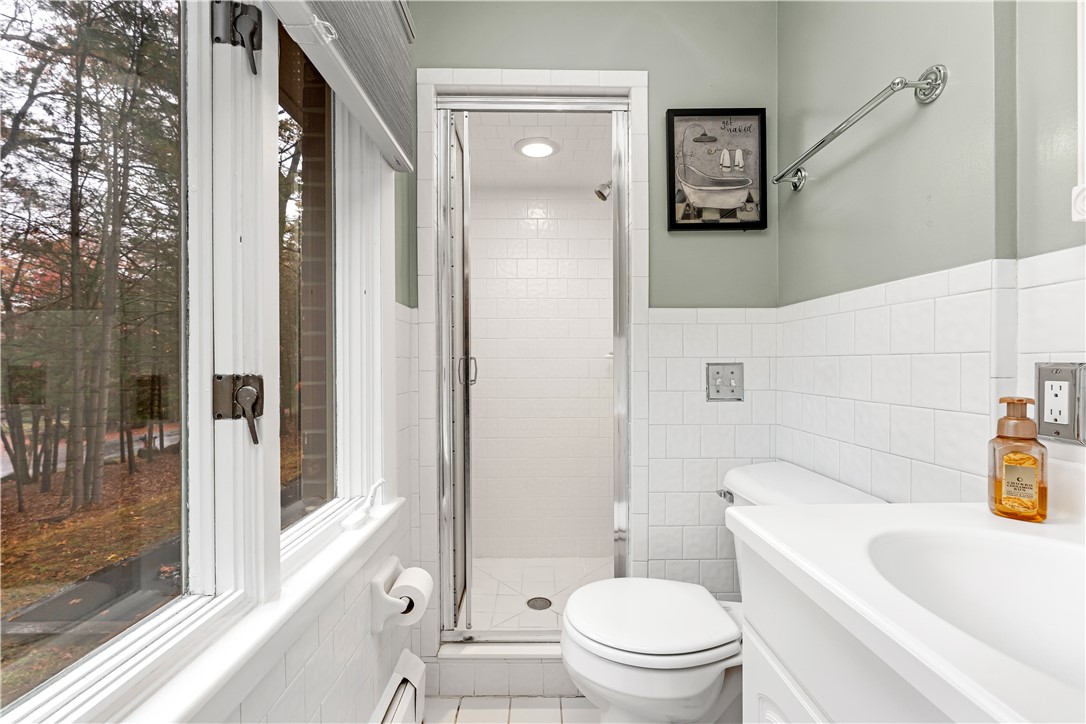 420 Robin Hollow Road