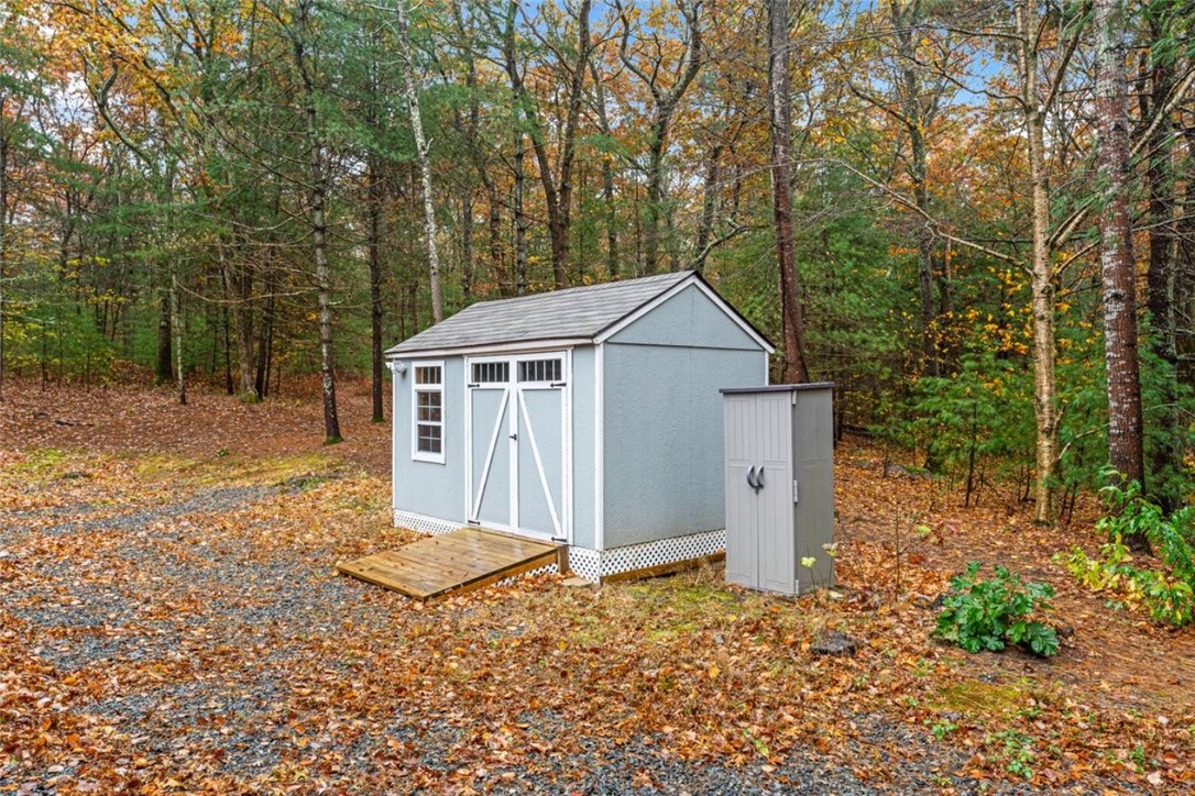 420 Robin Hollow Road