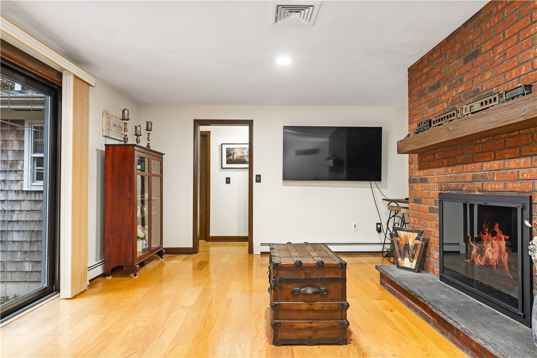 420 Robin Hollow Road