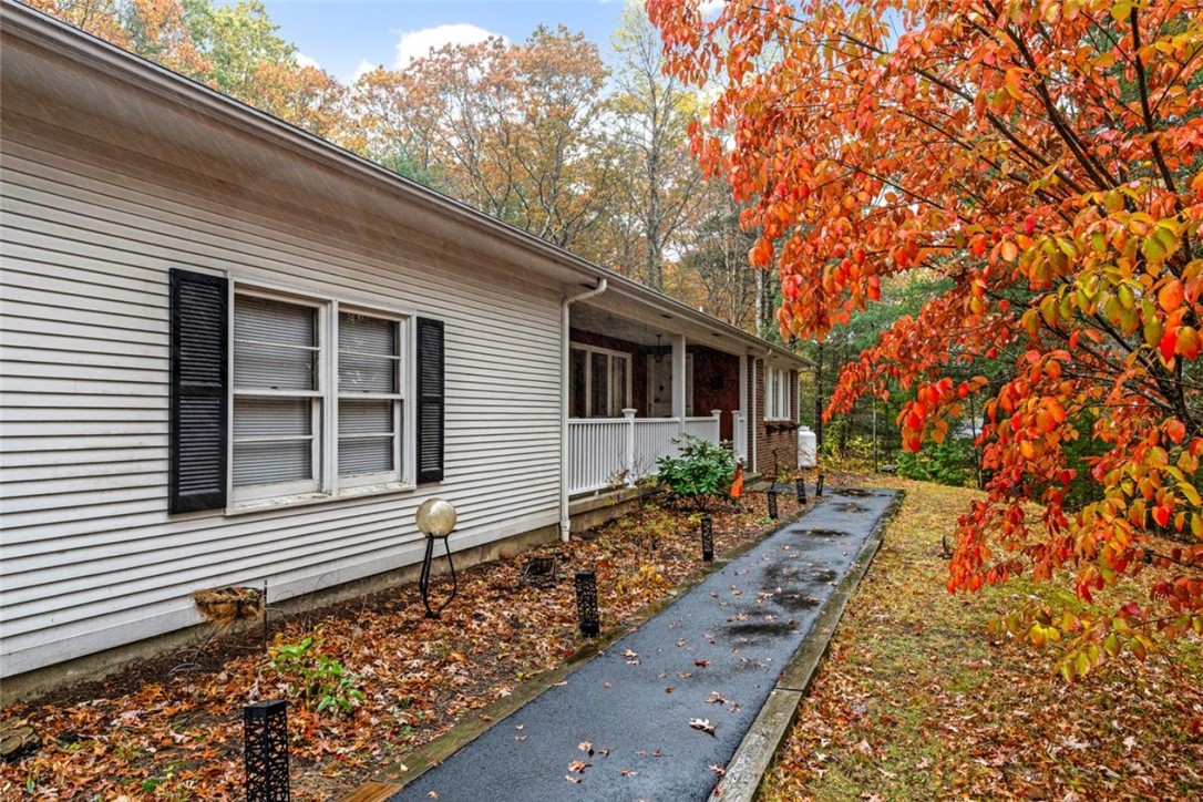 420 Robin Hollow Road