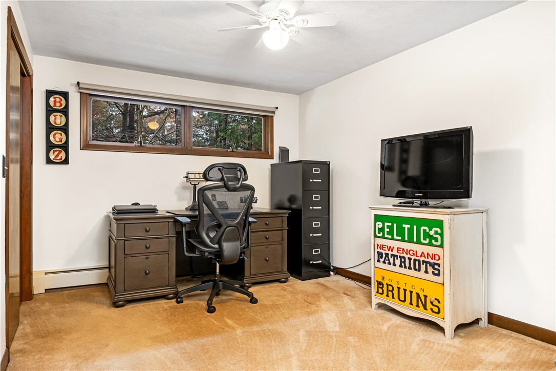 420 Robin Hollow Road