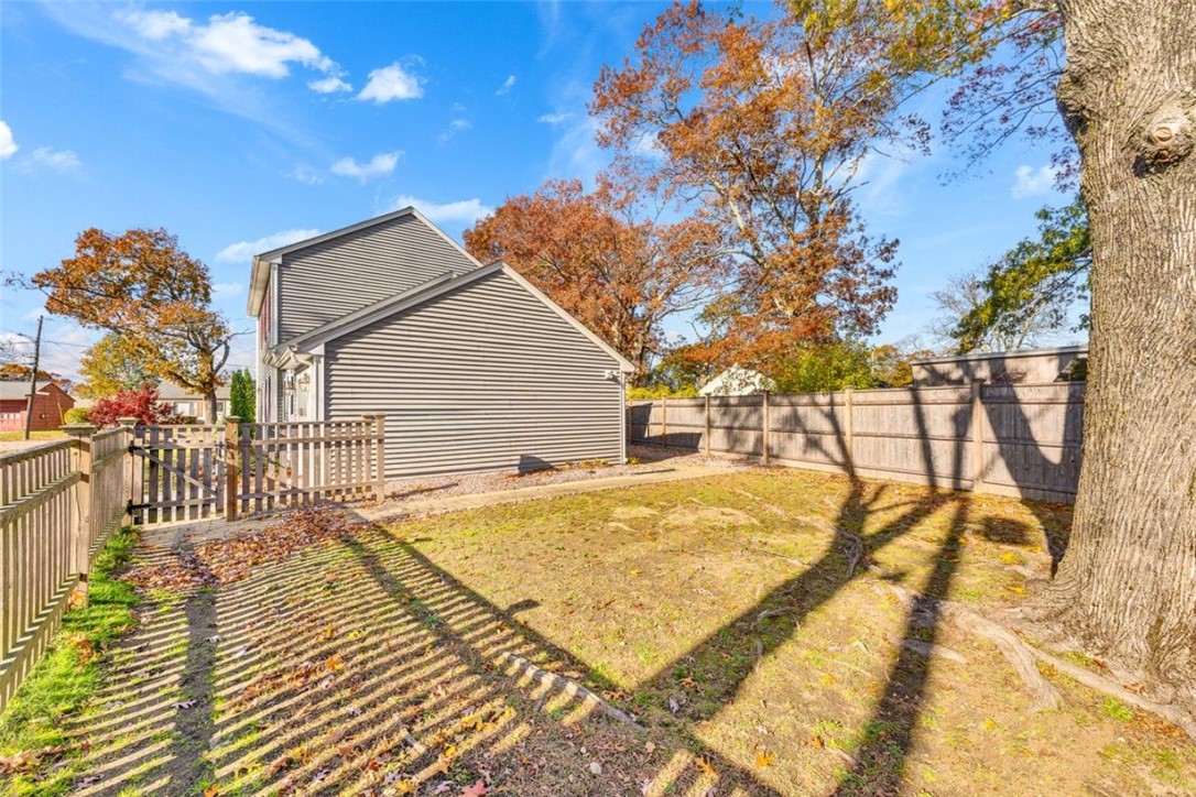 93 Grotto Avenue