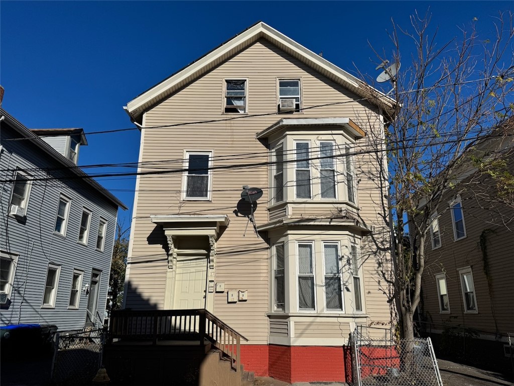 17 Alma Street