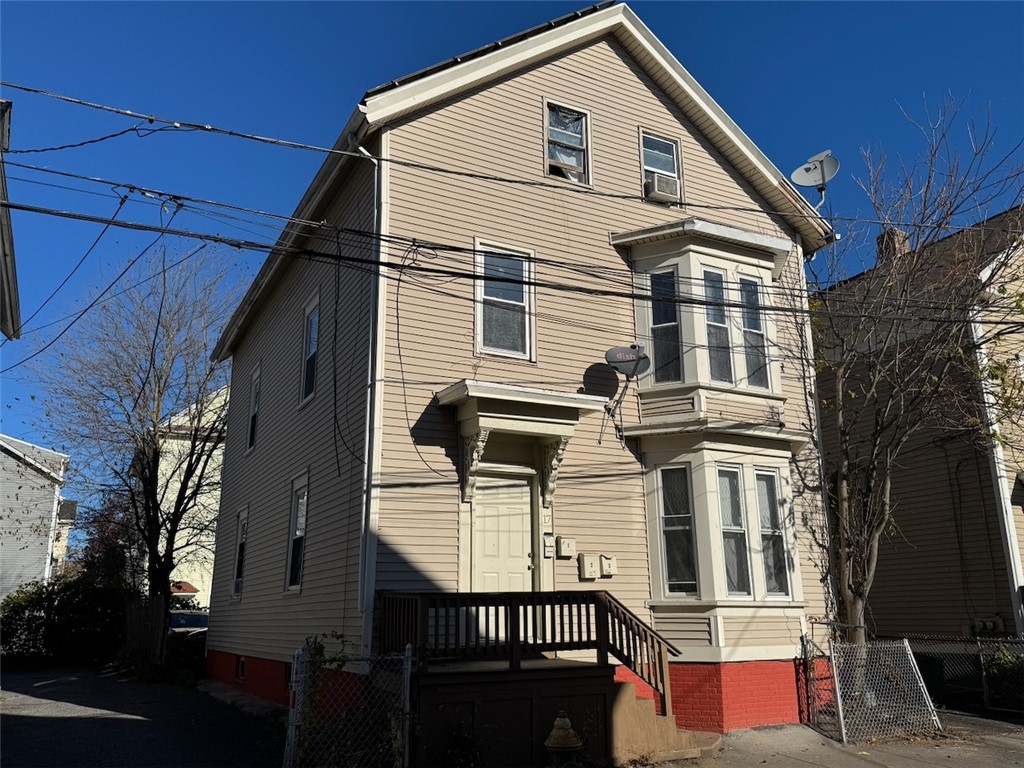 17 Alma Street