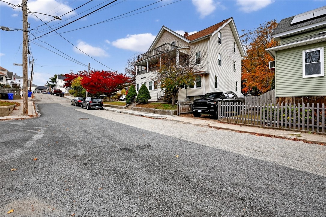 28 Riverdale Avenue