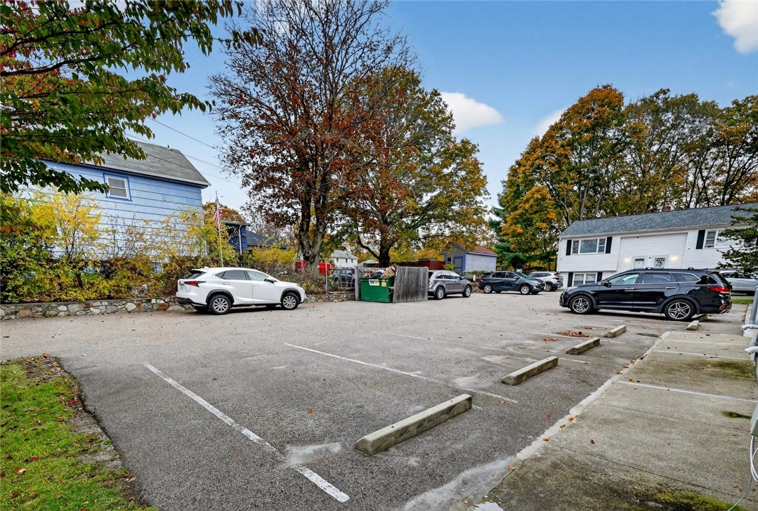 28 Riverdale Avenue
