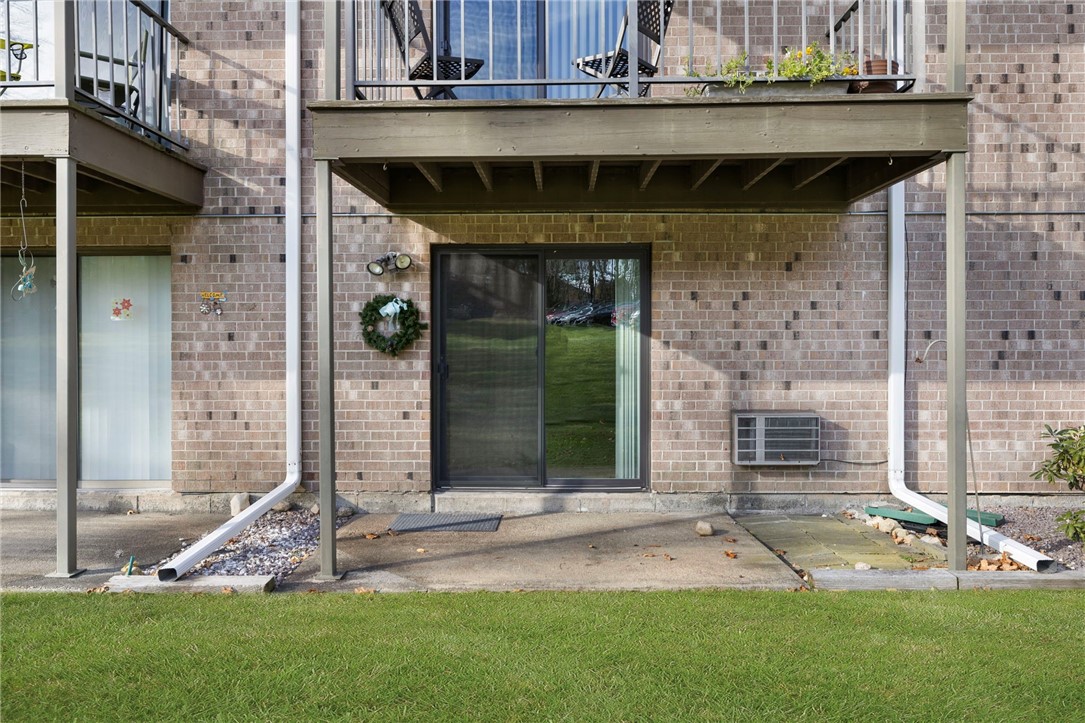 750 Quaker Lane B101