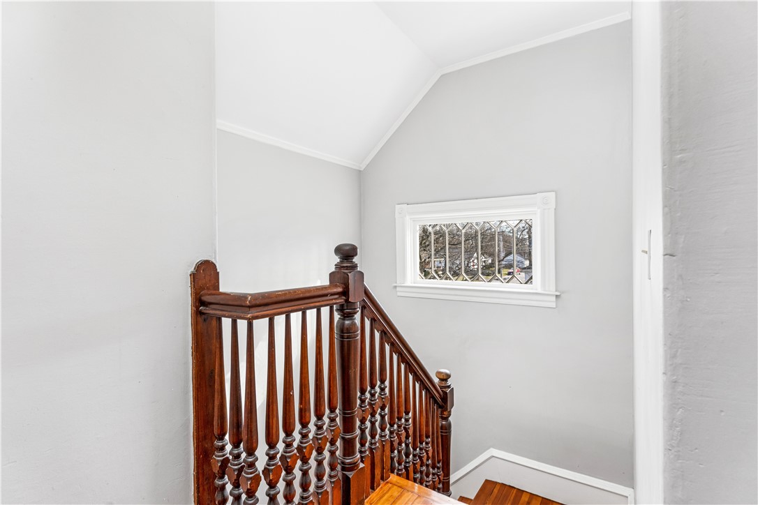 9 Linden Avenue