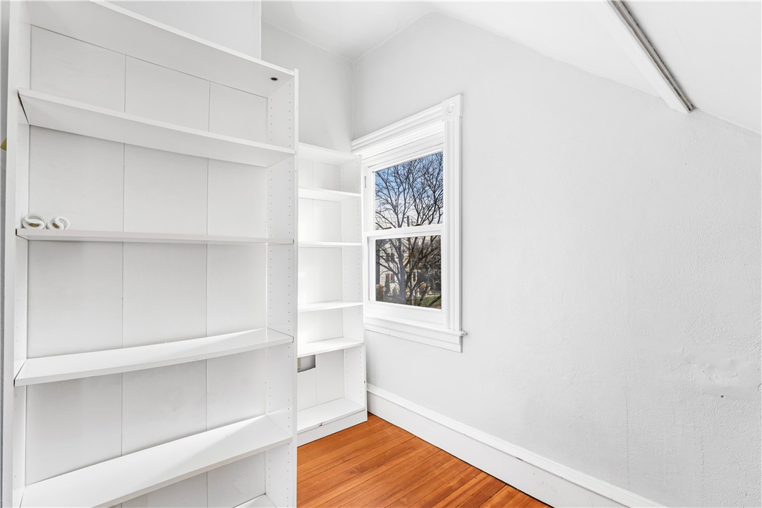 9 Linden Avenue