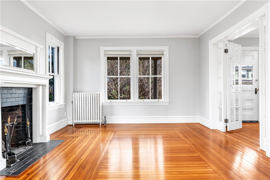 9 Linden Avenue