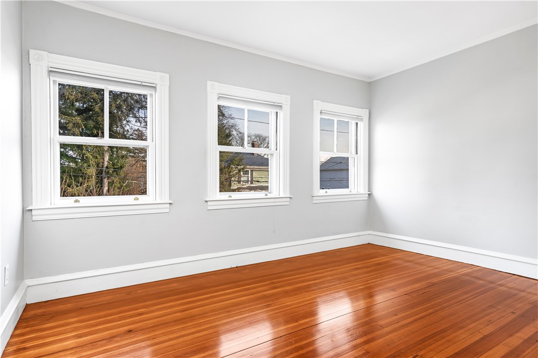 9 Linden Avenue