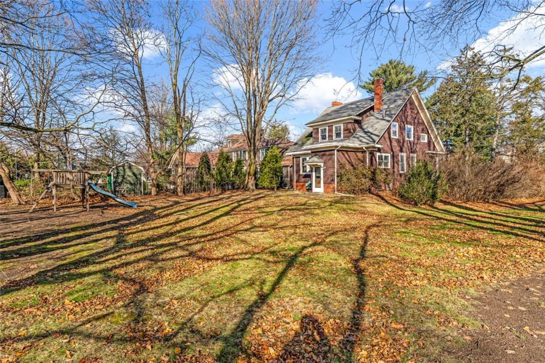 9 Linden Avenue