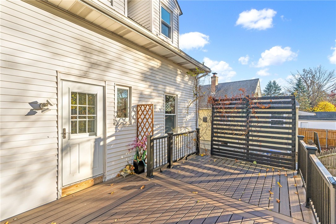 12 Lookout Avenue