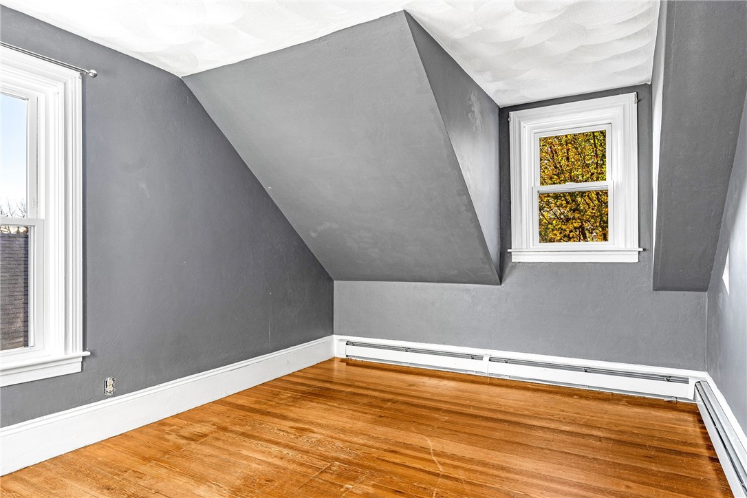 12 Lookout Avenue