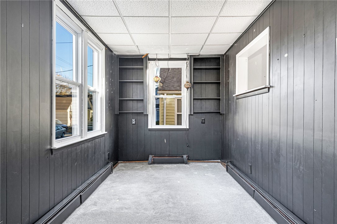 12 Lookout Avenue