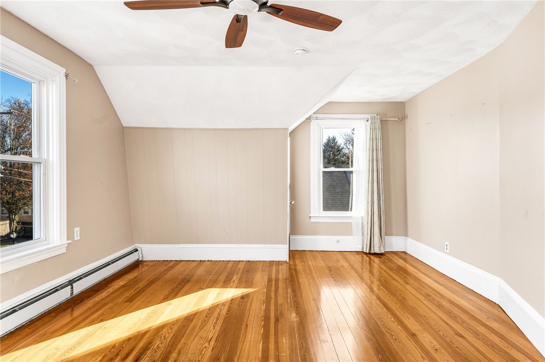 12 Lookout Avenue