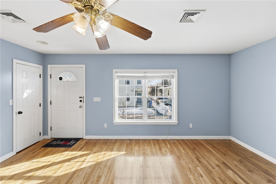 17 Grotto Avenue 1