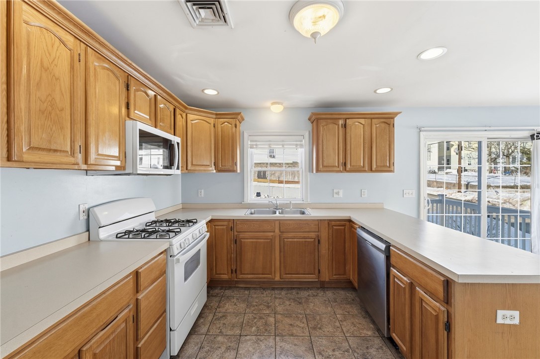 17 Grotto Avenue 1