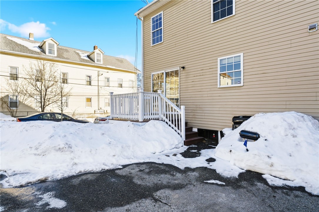 17 Grotto Avenue 1