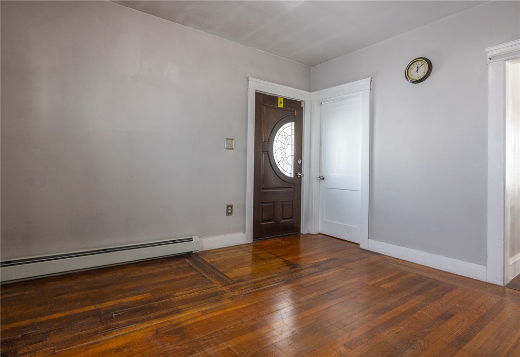 30 Edgemere Avenue