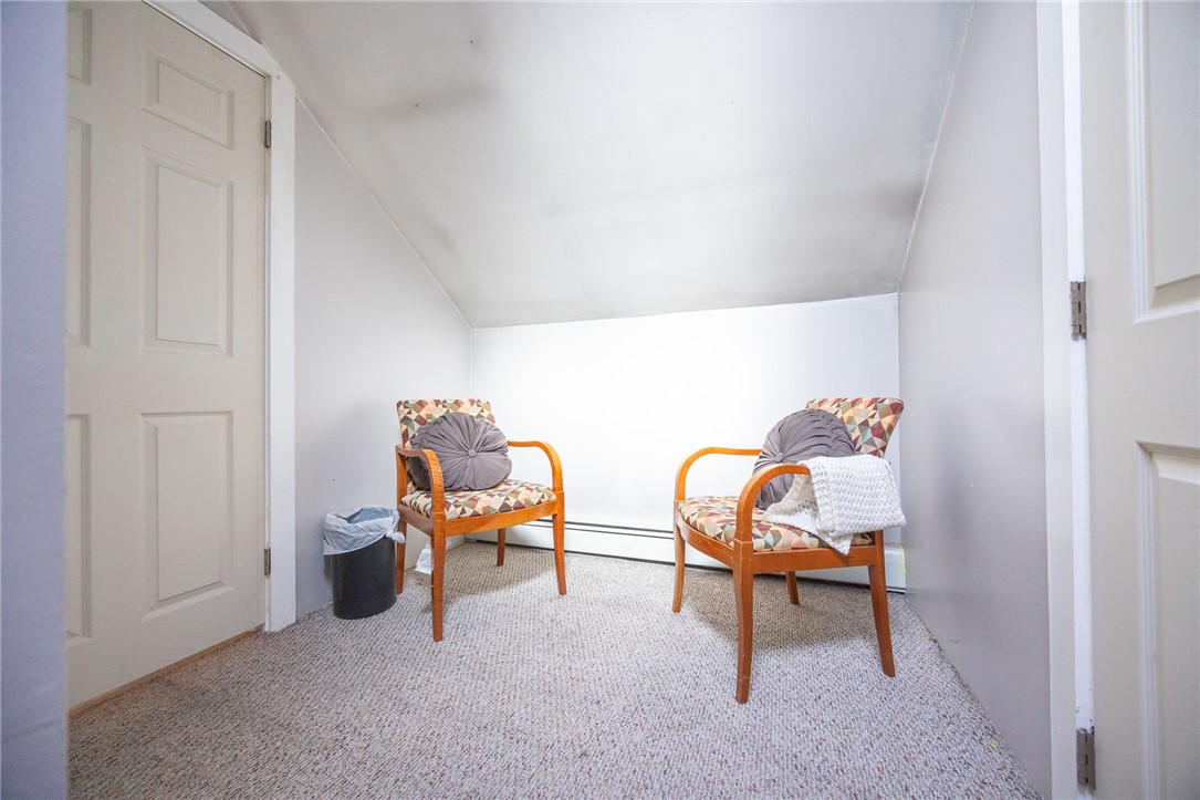 30 Edgemere Avenue