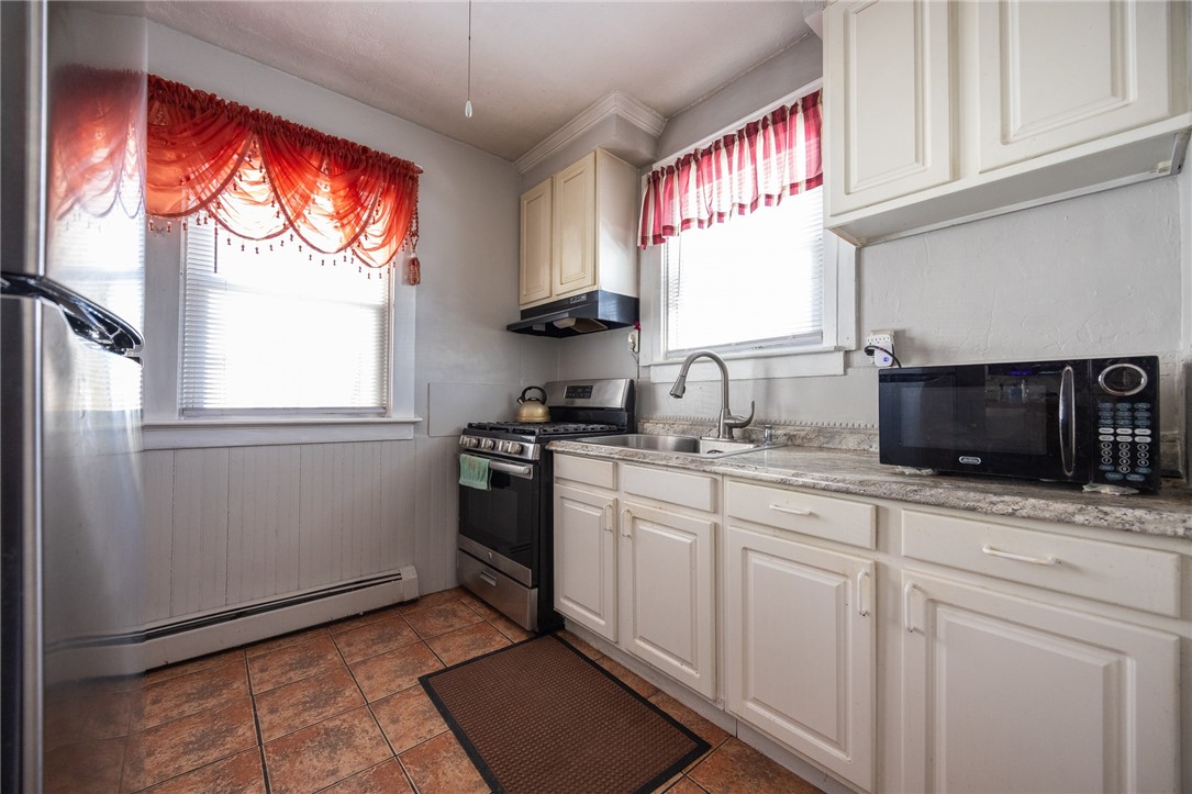 30 Edgemere Avenue