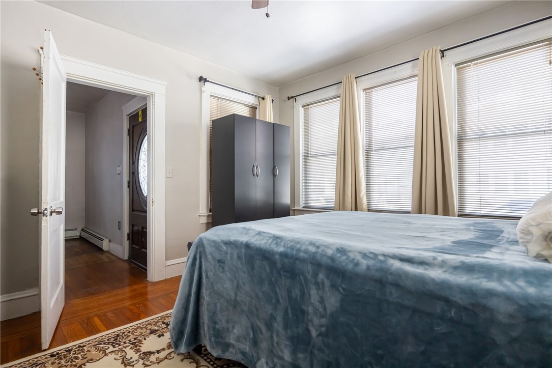 30 Edgemere Avenue
