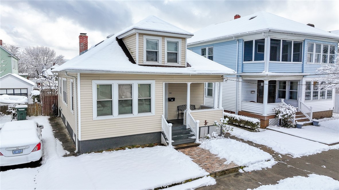 30 Edgemere Avenue
