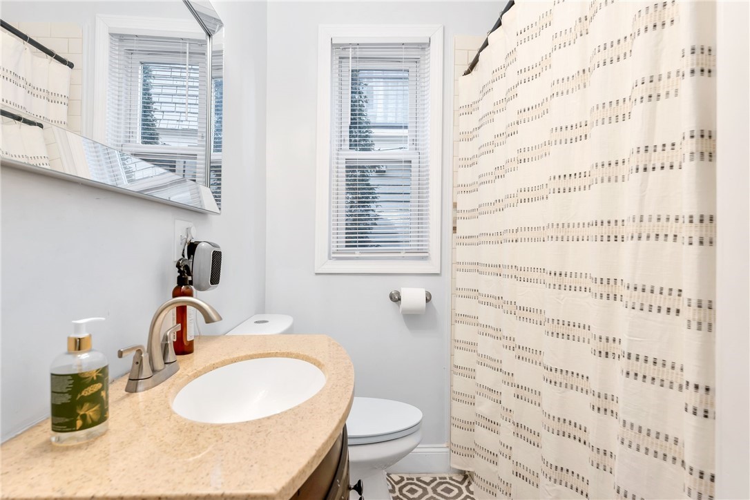 90 University Avenue