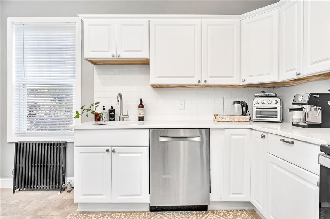 90 University Avenue