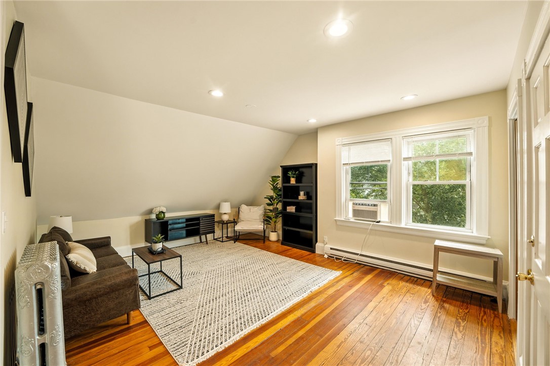 90 University Avenue