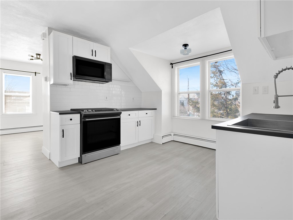 86 Woodward Avenue