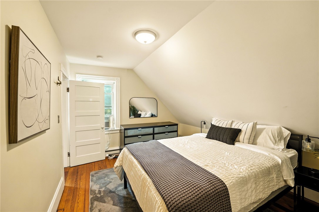 90 University Avenue