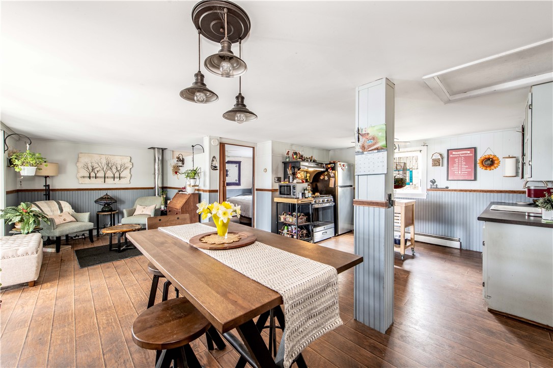 41 Club House Road