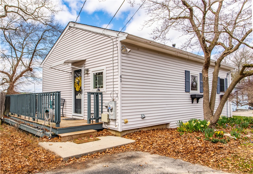 41 Club House Road