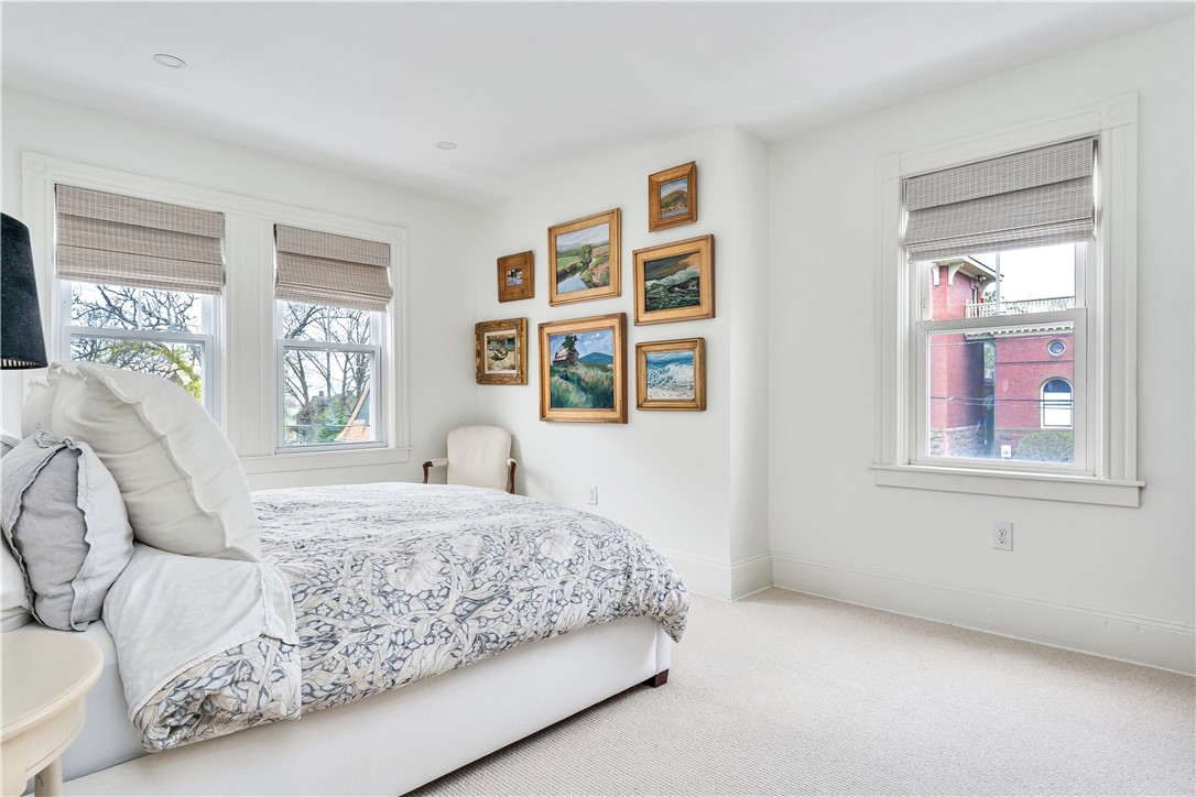 12 Observatory Avenue