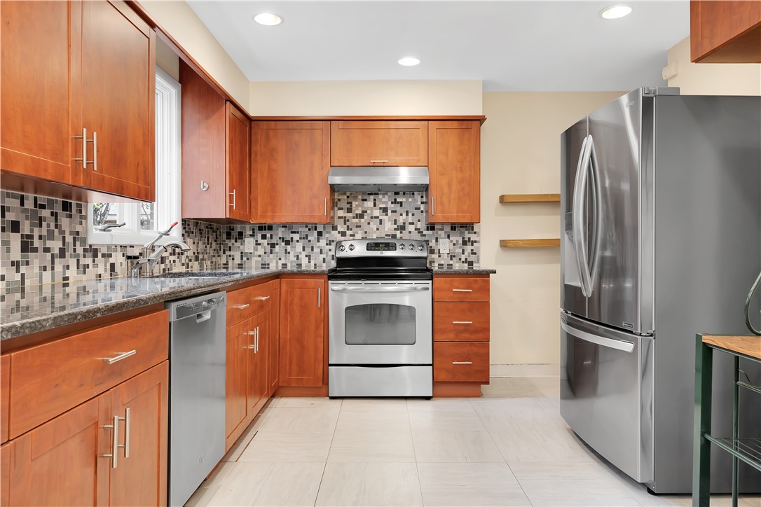 41 Elmway Street