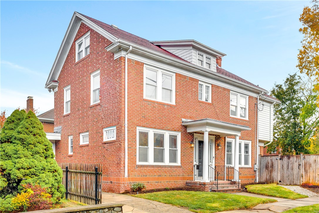 41 Elmway Street