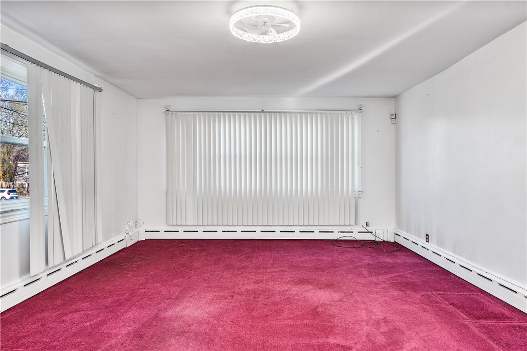 90 Woodbine Street