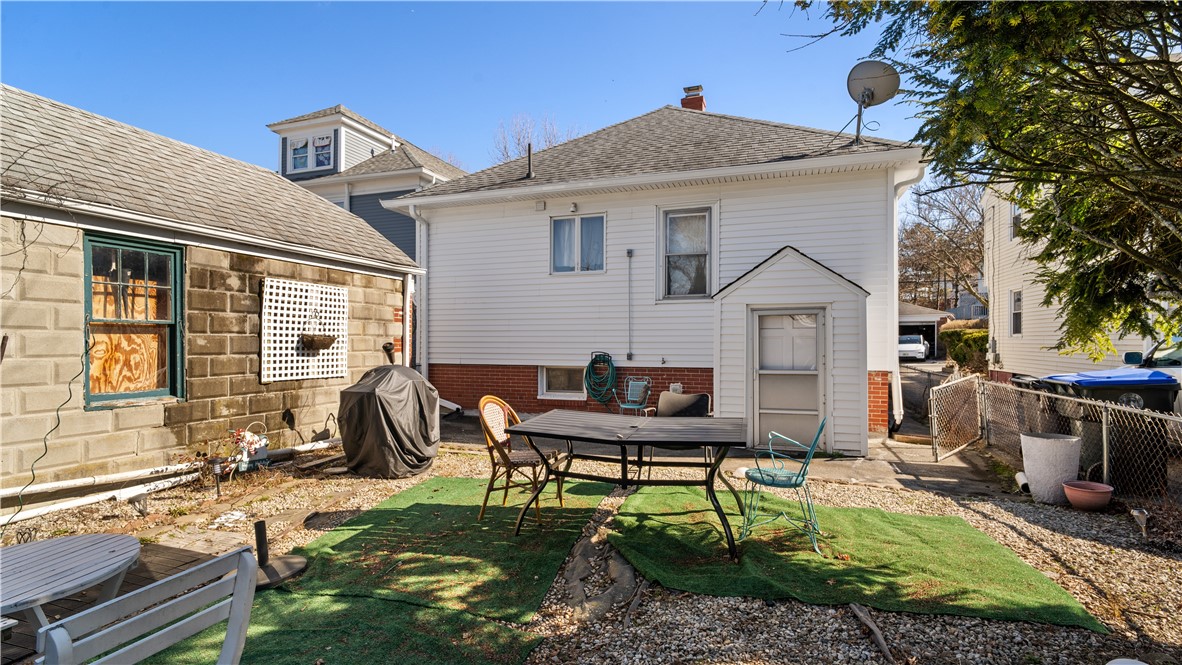 27 Shafter Street