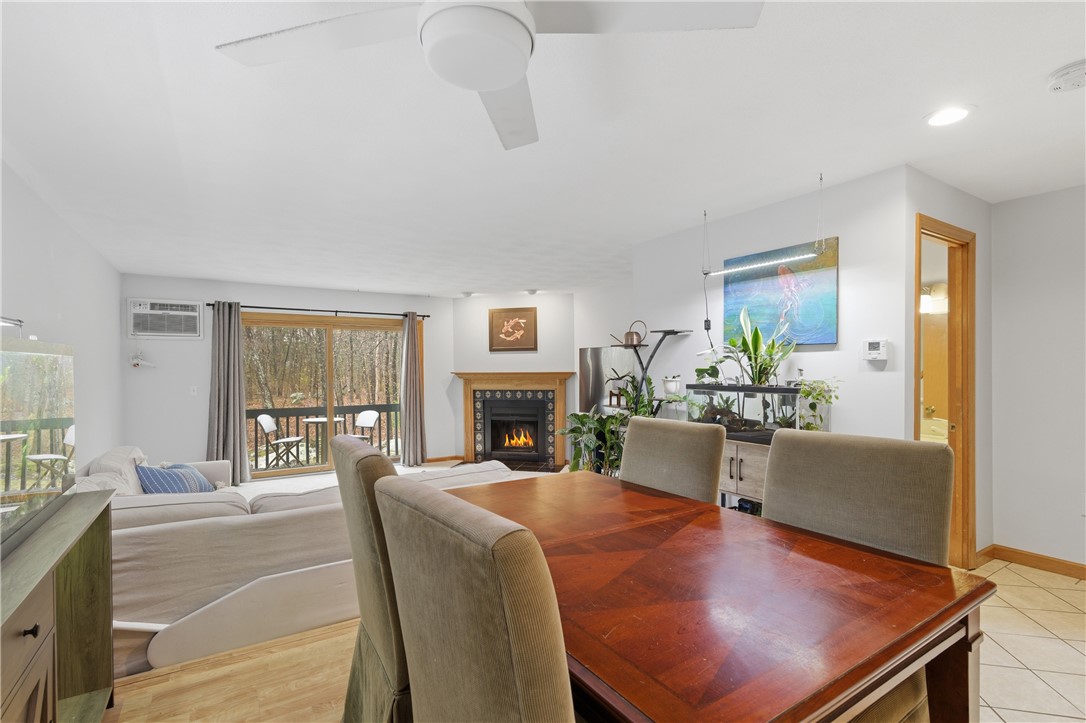 7 Wake Robin Road 1604